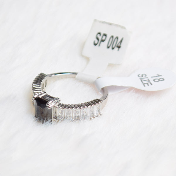 Women Silver Cubic Black Sapphire Ring  |  Cut Side Diamonds (Size 18)