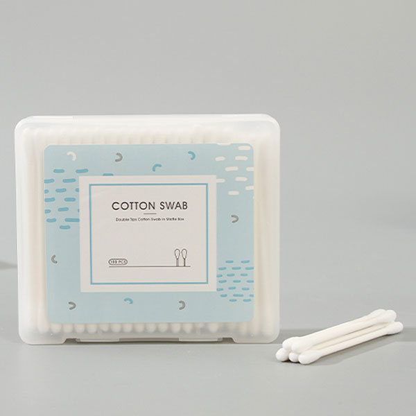 Double Tips Cotton Swab in Matte Box