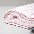 Simple Style Solid Color (pink) Towel Made of High-Quality Material, Soft And Skin-Friendly