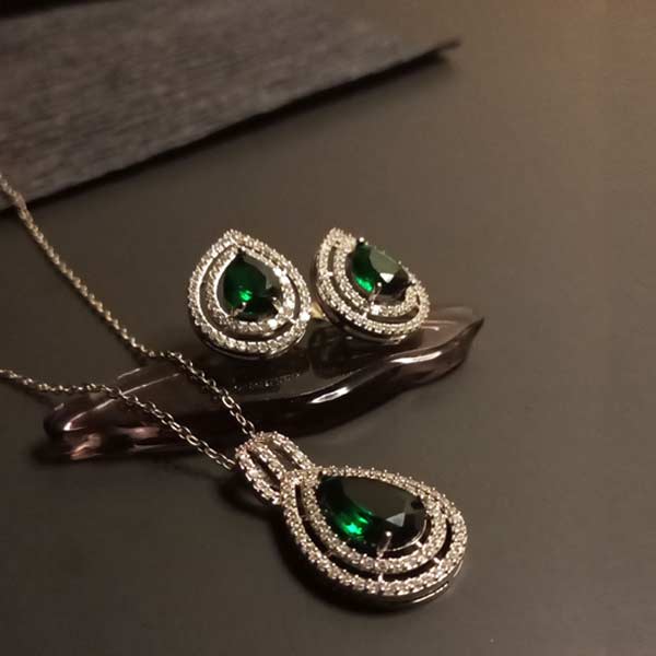 Emerald Green Earring & Necklace Set