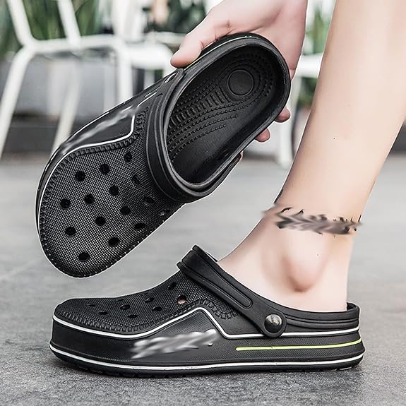 High Quality Summer Sandals Classic Outdoor Non-slip Slippers. Size (40/41)