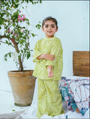 Lime Top & Bottom (0 to 7 years)