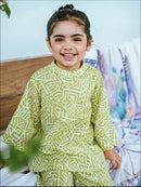 Lime Top & Bottom (0 to 7 years)