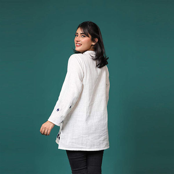 Seashell White Embroidered Shirt Relaxed Comfort Fit (Women) Small, Medium, Large