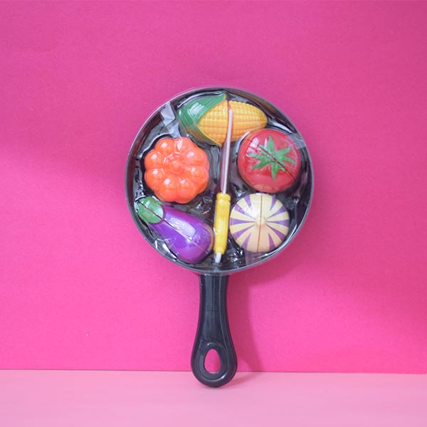 Children's Kitchen Simulation Fresh Fruit Hamburger Vegetable Food Models Cutting Pretend Play Toy. ( Price for 1 piece)