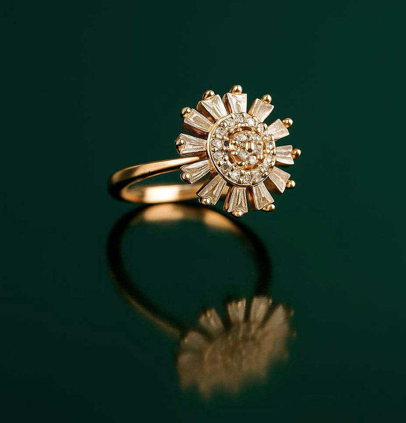 Golden Spin Ring