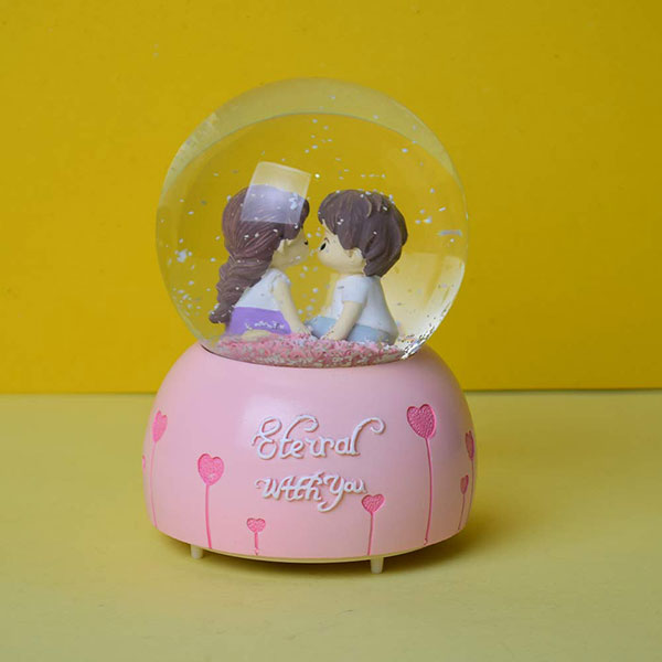 Show Someone You Love With This "I Love You" Personalized Snow Globe