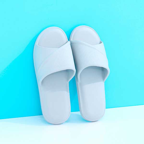 Stylish stripes bathroom slippers for men (Gray, 41/42)