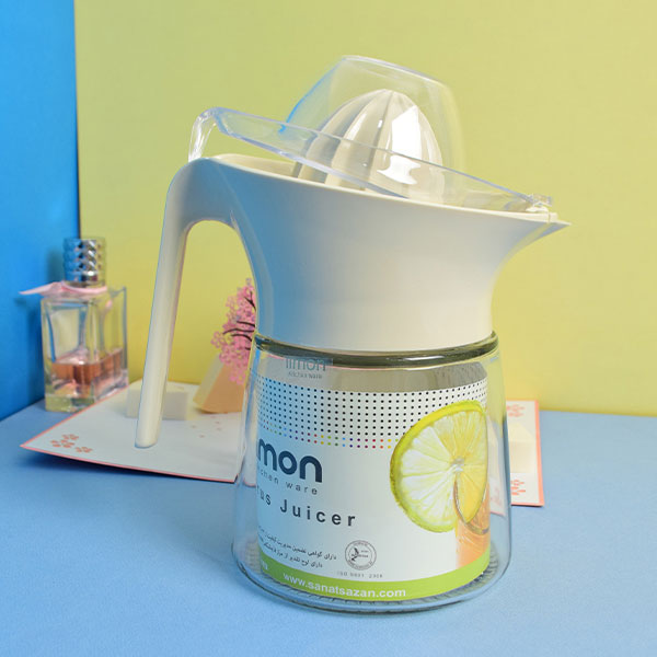 OFF WHITE LIMON JUICER & PITCHER