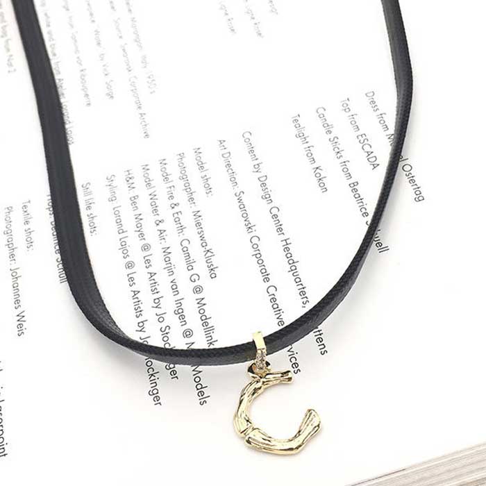 Letter C-type neck chain