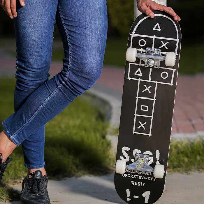 A to Z 31 inch Professional Skateboard With Grip Tape