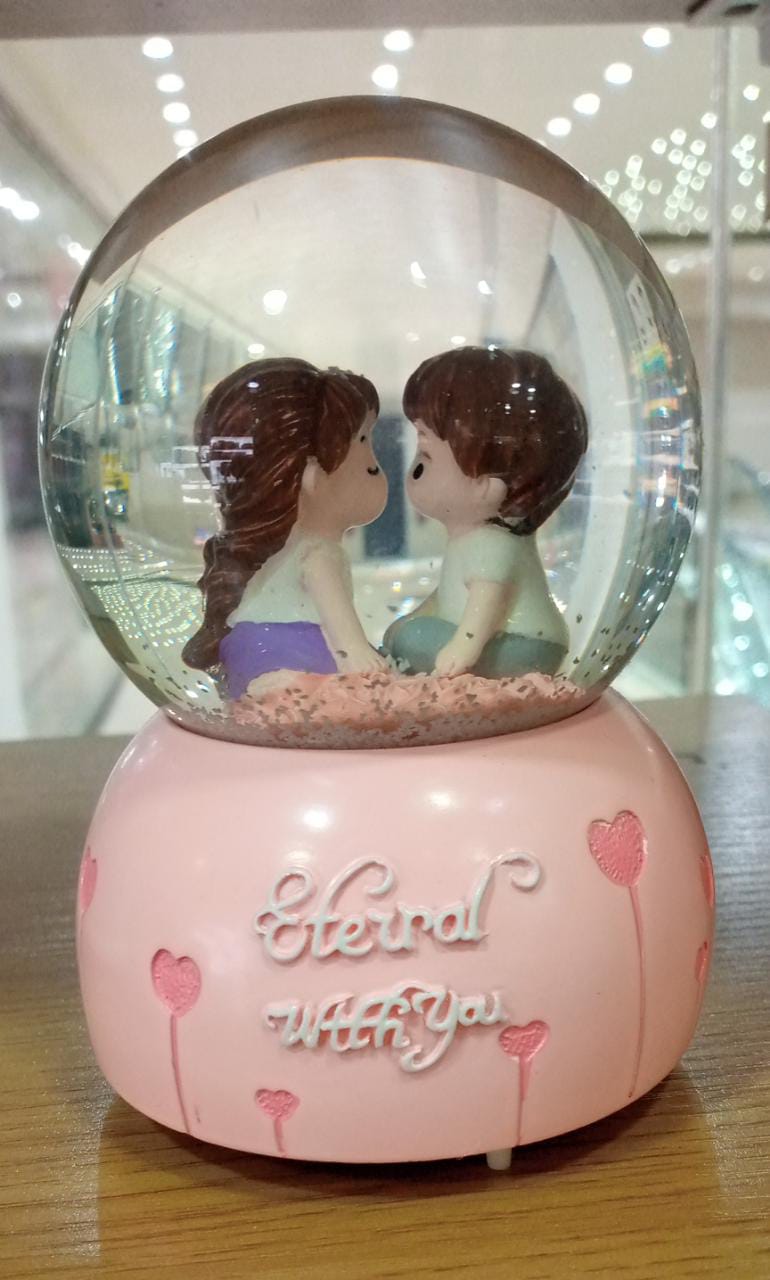 Home Friends Snow Globe for gift items
