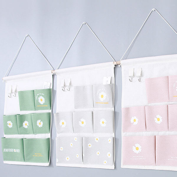 vFresh-Look Daisy Organiser with 7 Pockets and 2 Clips